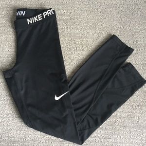 Women’s Nike Pro Cool Dri-Fit Black Tights (Med)